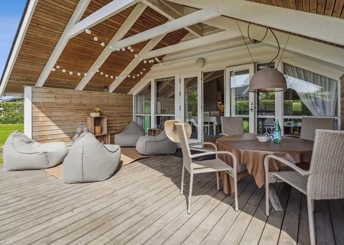 Esther - 500m From The Sea By Interhome Tatil Evi